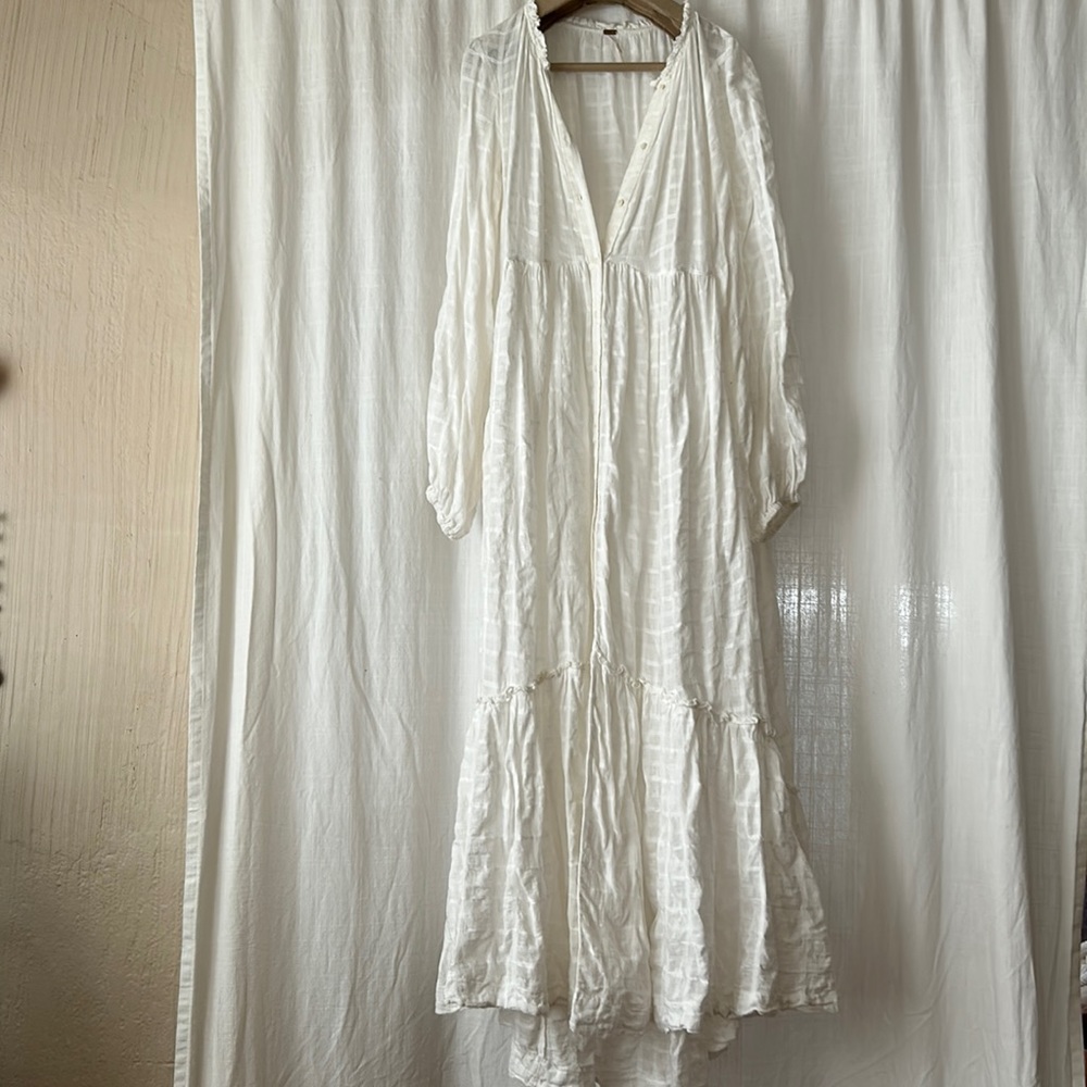 Free People white cotton flowy dress